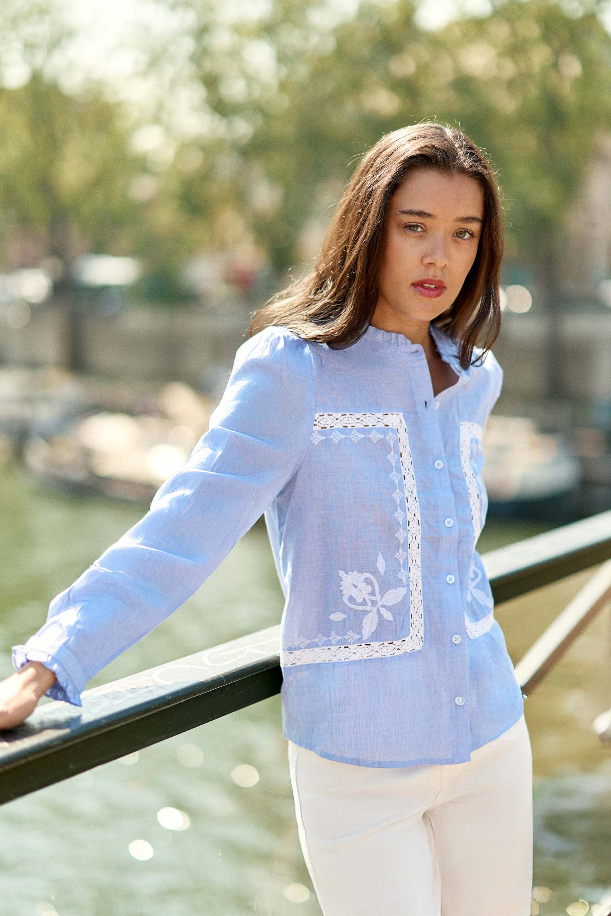 Blouse avec broderies - Borys