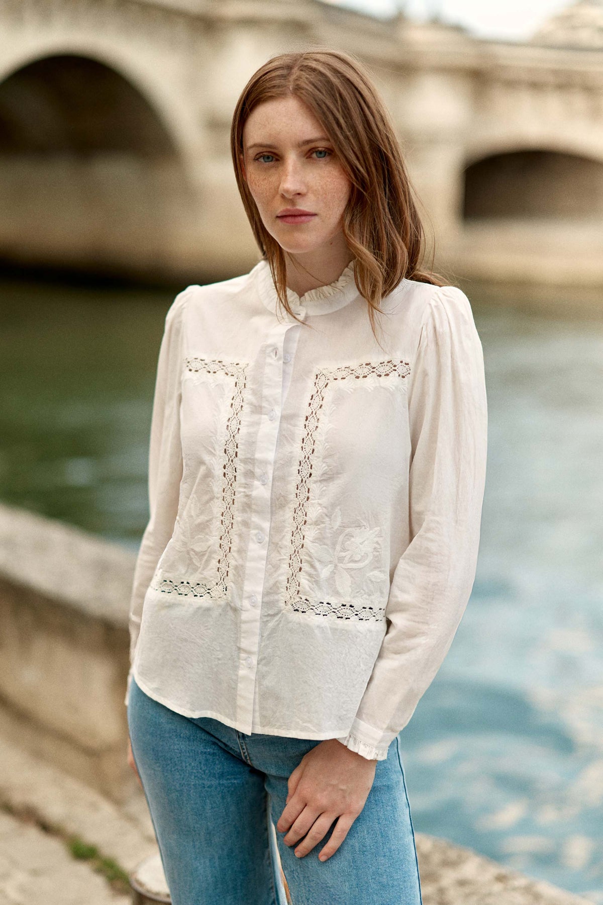 Blouse avec broderies - Borys