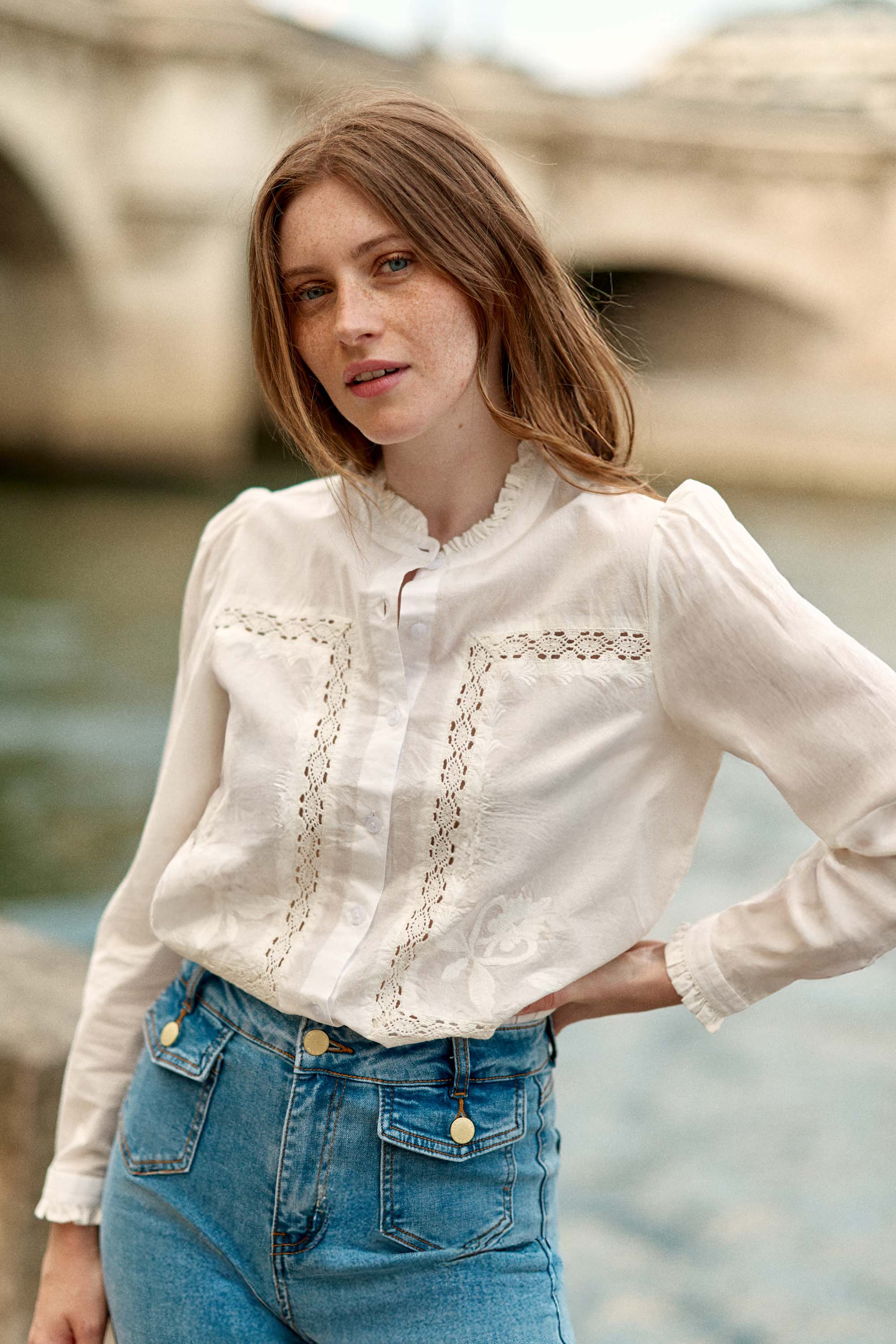 Blouse avec broderies - Borys