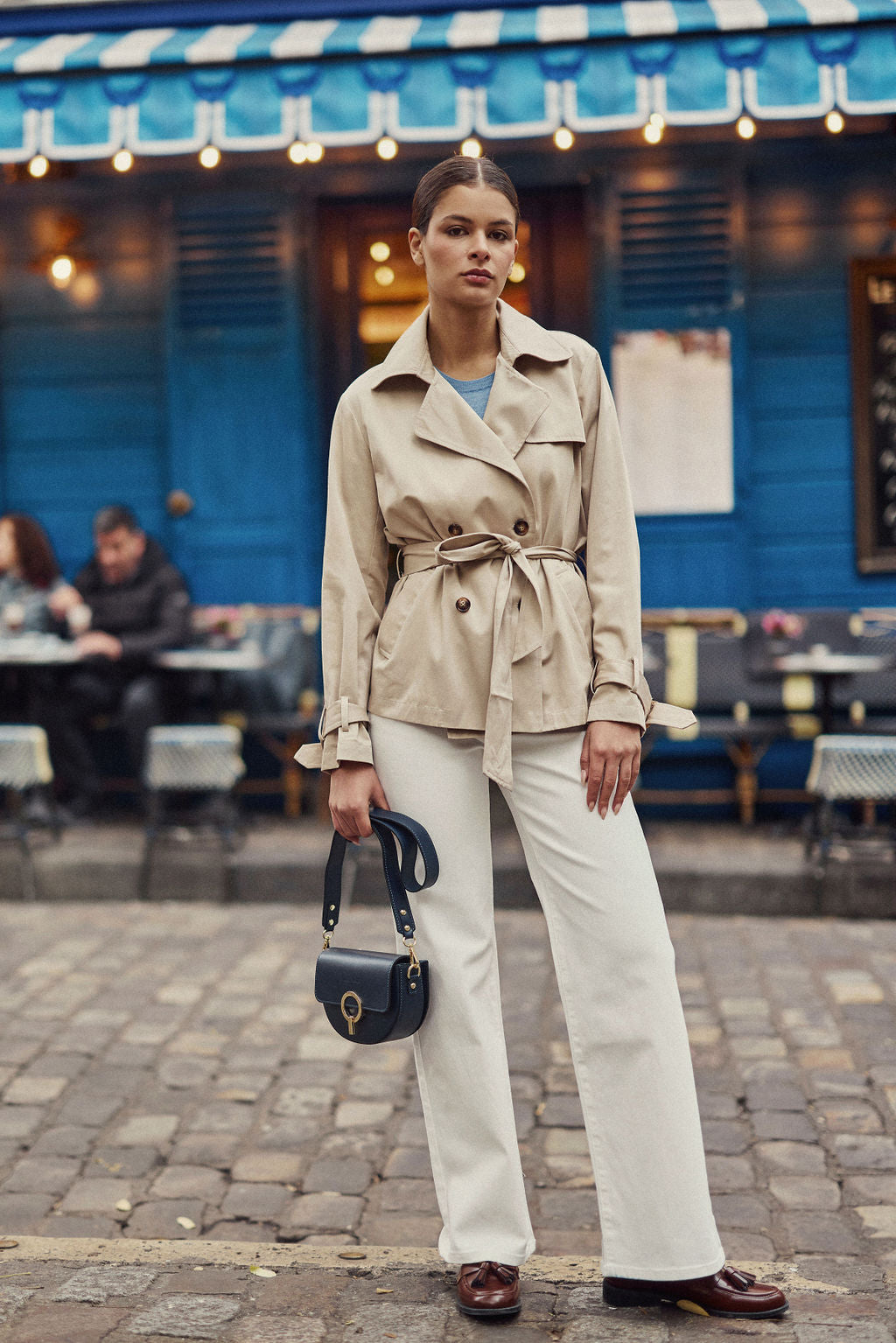 Trench court - Narago